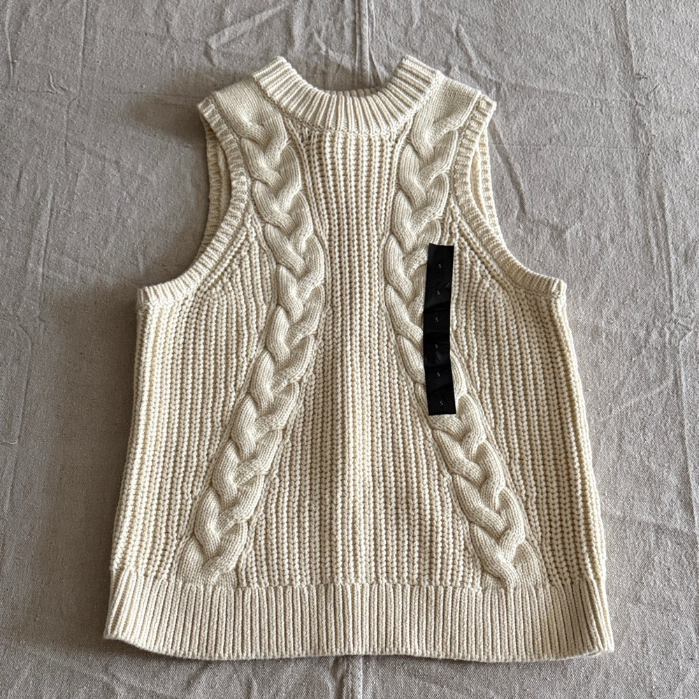 Banana Republic Cream Cable Knit Sweater Vest